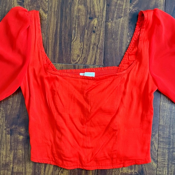 Urban Outfitters Long Sleeve Crop Top With Puffy Shoulders - Picture 2 of 6